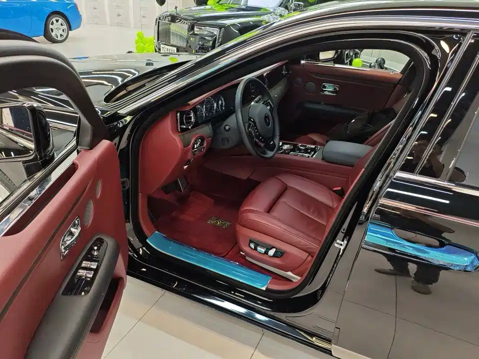 Фото 6 - Rolls-Royce Ghost