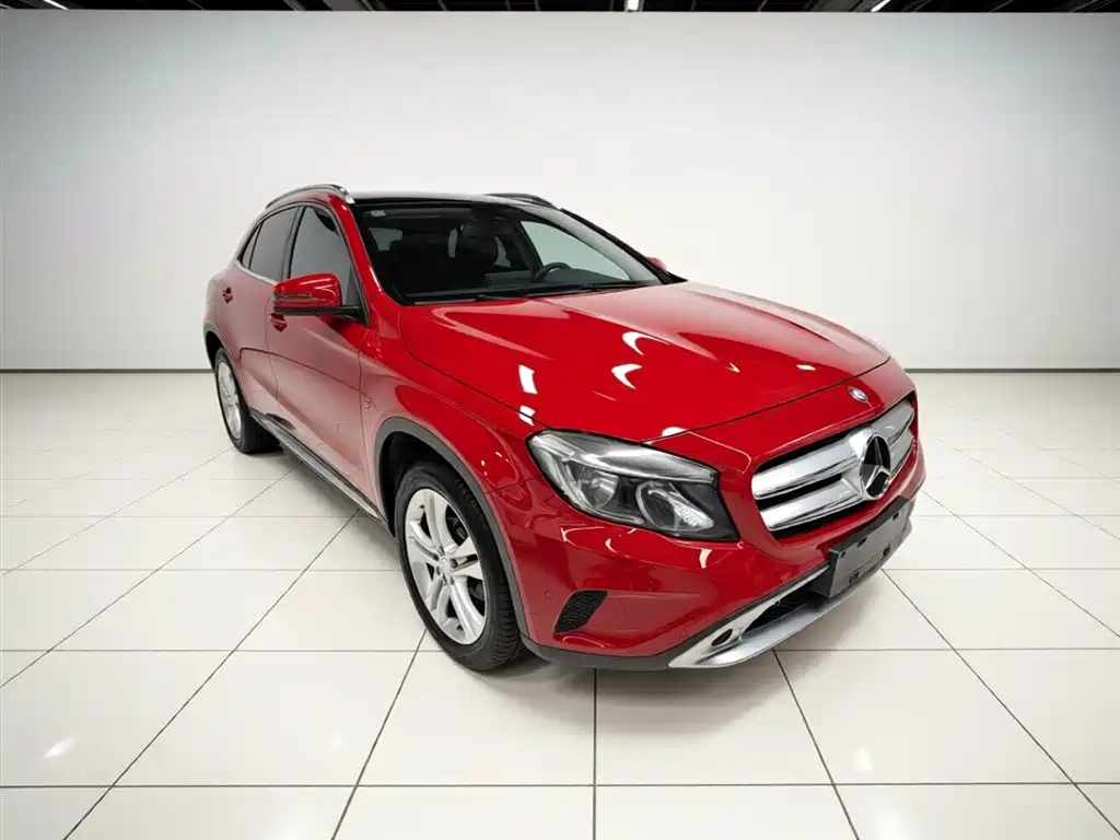Mercedes-Benz GLA 2016 GLA 200 Dynamic фото 4
