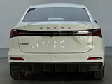 Фото 14 - Roewe i5