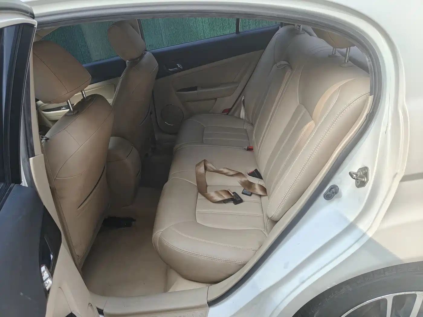 Besturn B50 2014 2013 1.6L Manual Comfort