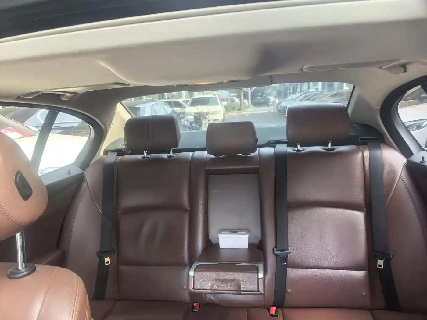 BMW 5 Series 2014 525Li Leading фото 5