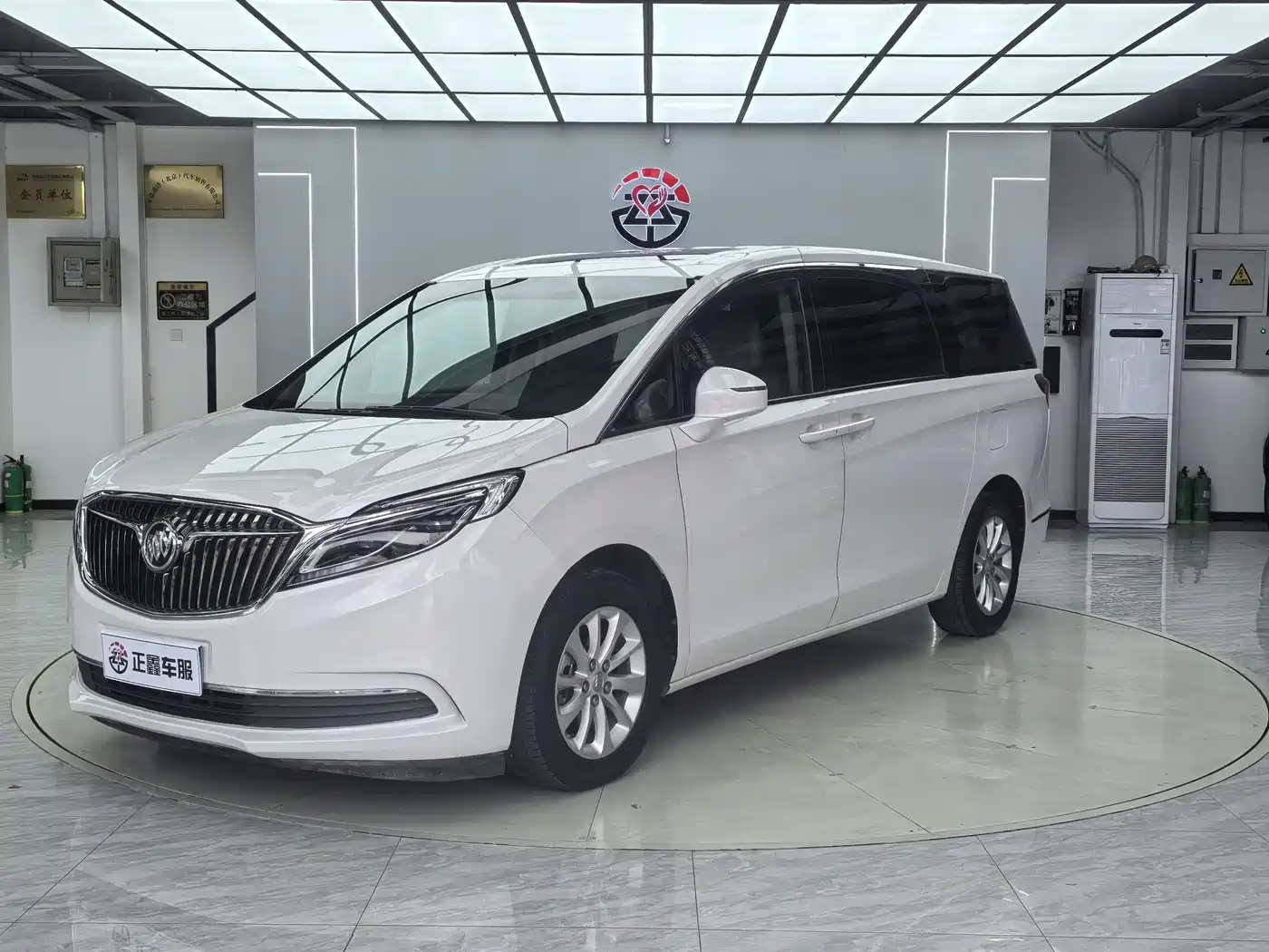 Buick GL8 2017 ES 28T Premium China V