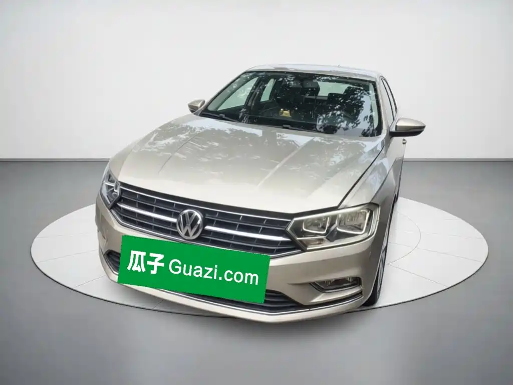 Фото 1 - Volkswagen Bora
