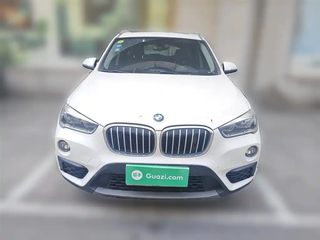 BMW X1 2016 sDrive18Li Premium Model фото 2