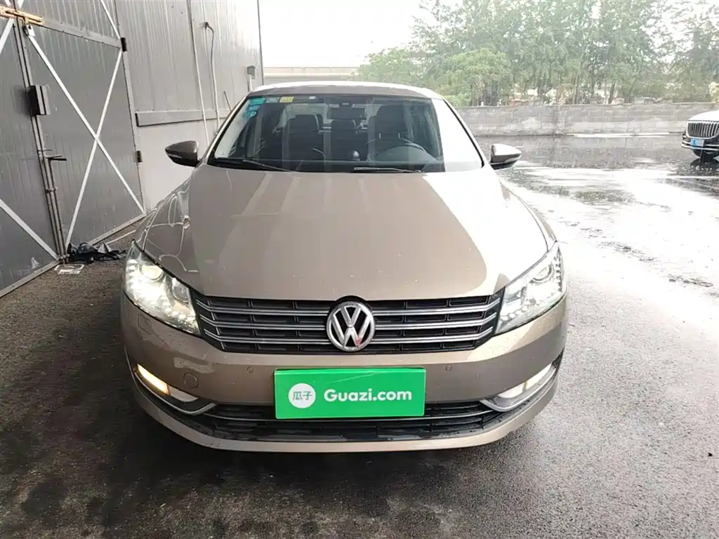 Volkswagen Passat 2015 1.8TSI DSG Prestige Edition фото 3