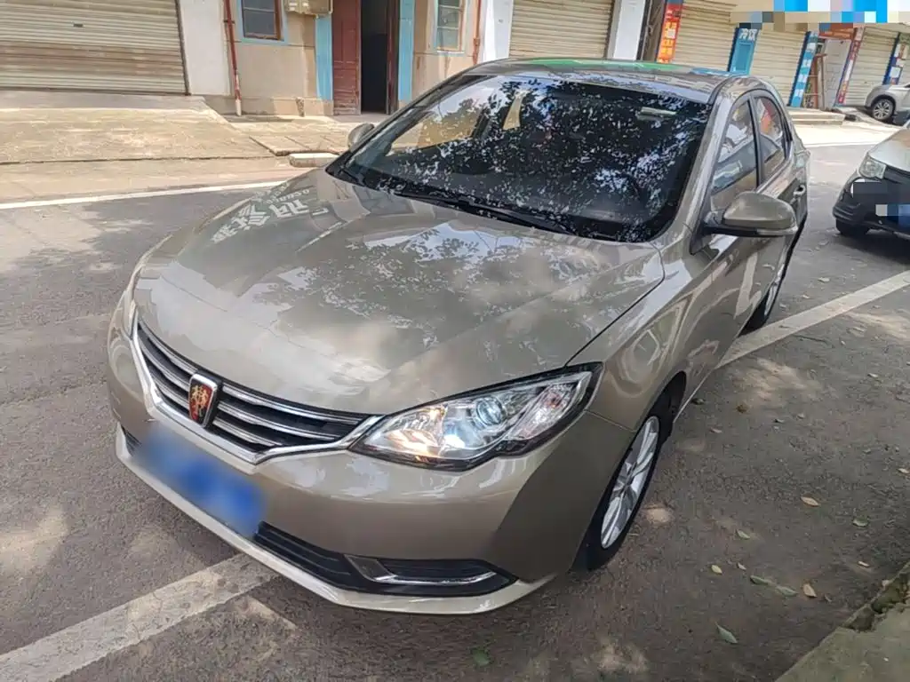 Roewe 360 2016 2016 1.5L Manual Smart Screen Edition