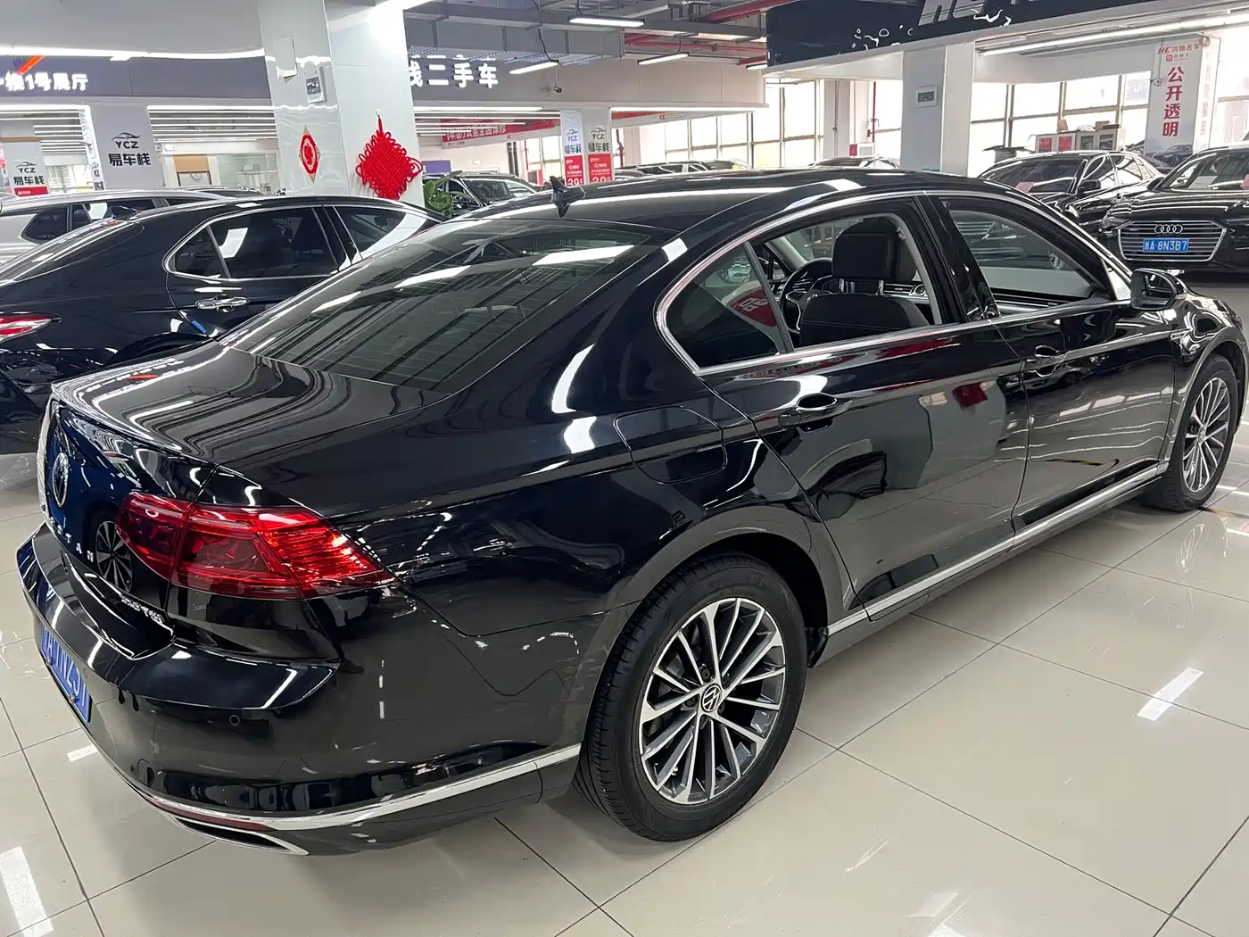 Volkswagen Magotan 2020 330TSI DSG Luxury фото 7