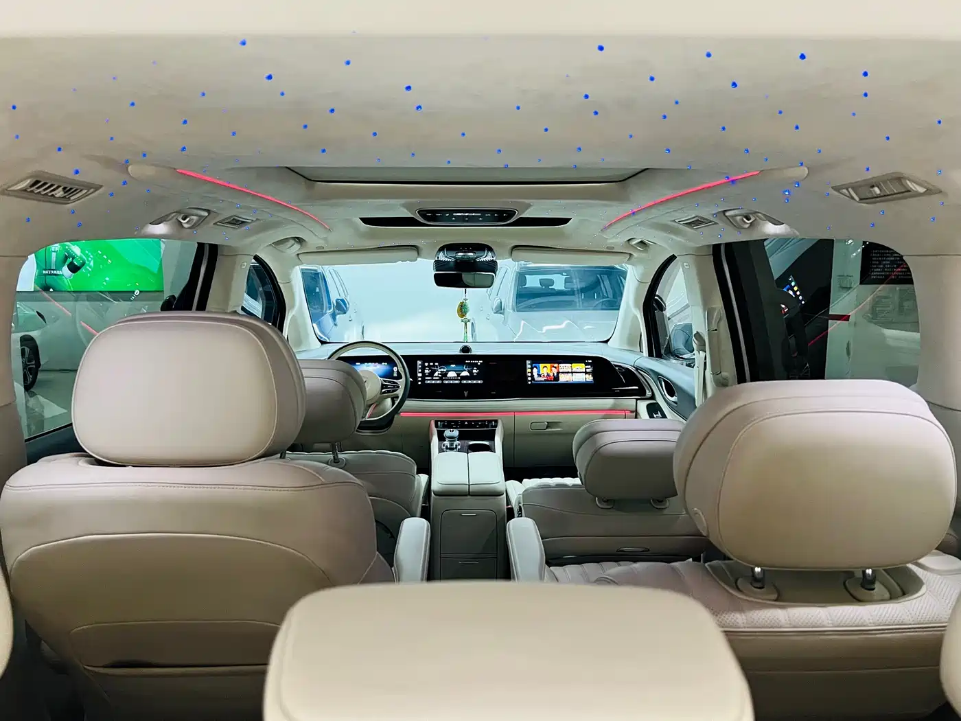 Voyah Auto Voyah Dreamer 2022 Low-carbon Dream+Smart Package фото 15
