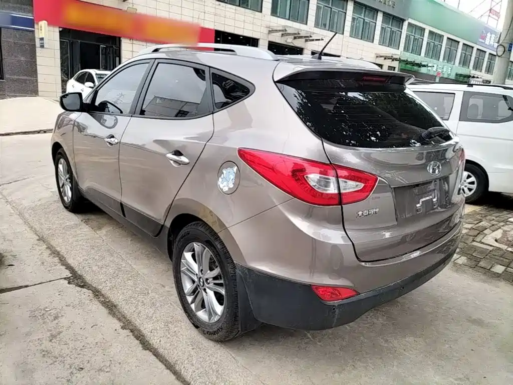 Hyundai Beijing Hyundai ix35 2013 2.0L Auto 2WD Smart GLS China IV фото 5