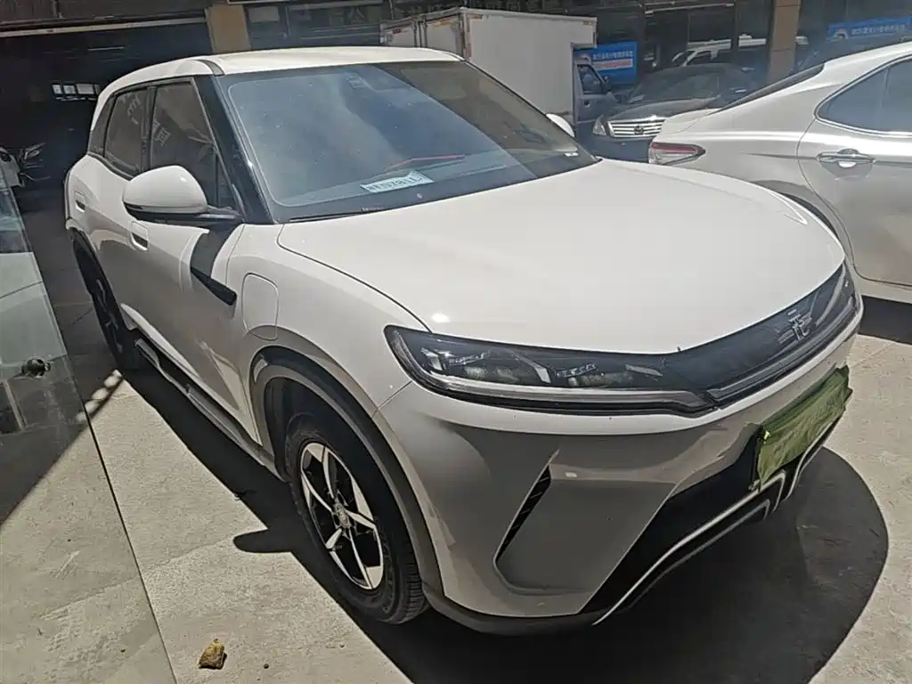 BYD Yuan UP 2024 401KM Leading Edition фото 4
