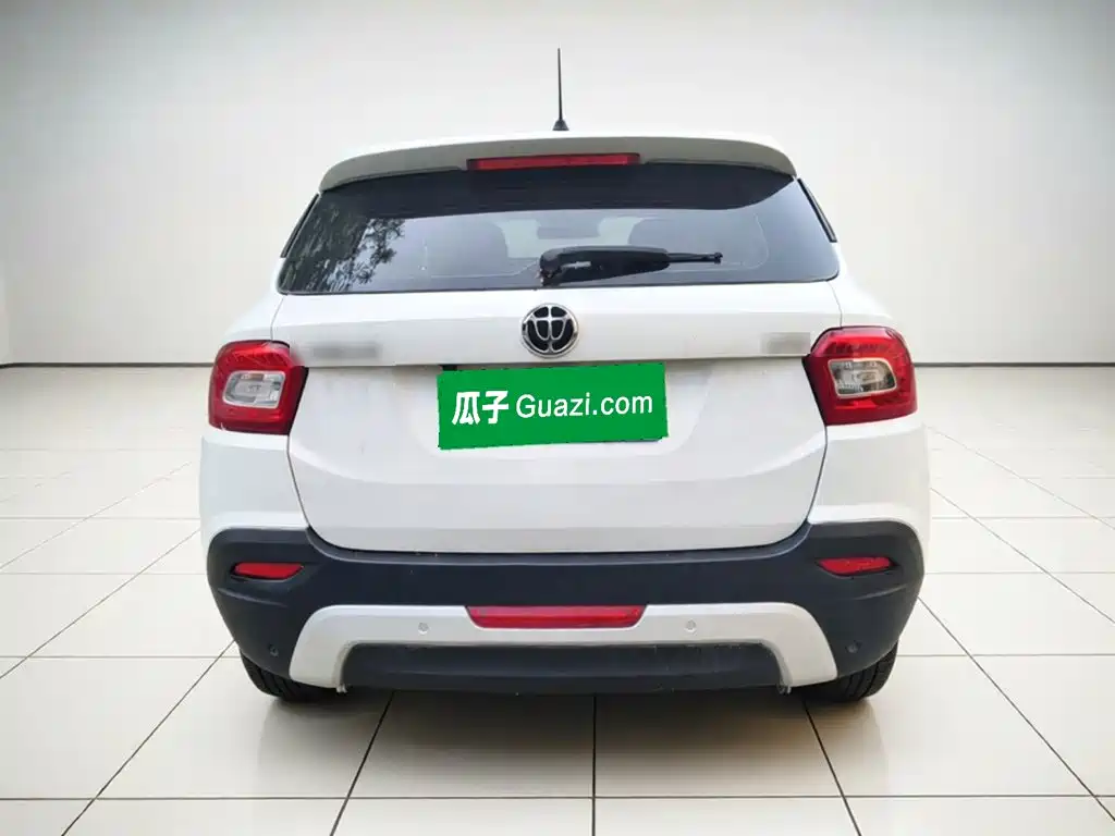 Zhonghua V3 2016 2016 1.5L Automatic Smart