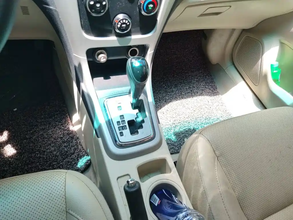 BYD F3 2015 2015 Energy-saving Edition 1.5L Automatic Luxury