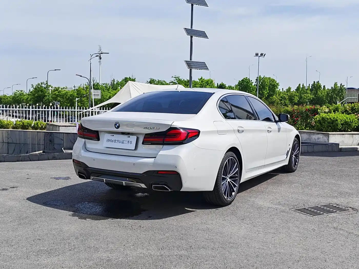 BMW 5 Series 2022 530Li Leading M Sport Package фото 7