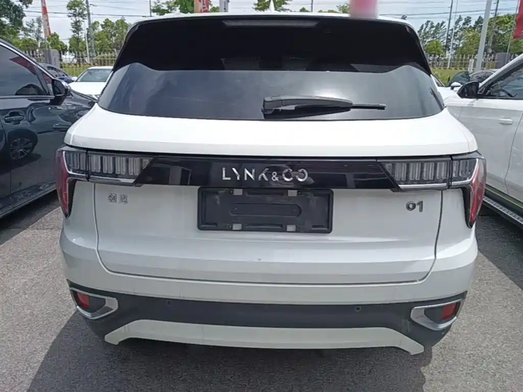 Lynk & Co 01 2019 2.0T 2WD Type Pro Version China VI фото 6