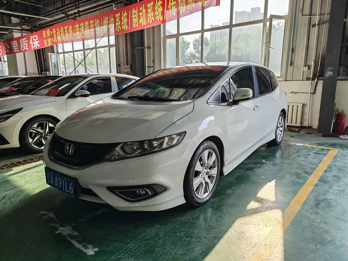 Honda Jade 2014 2013 1.8L Automatic Comfort Edition 5-seater