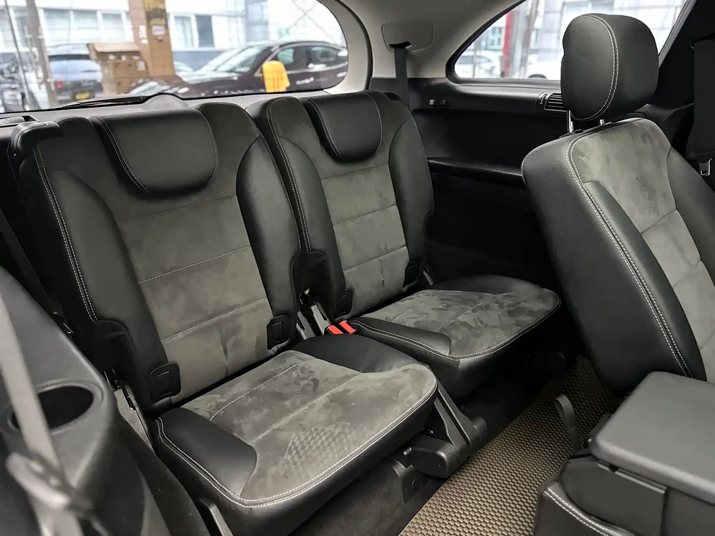 Mercedes-Benz R-Class 2015 R 320 4MATIC Luxury фото 39