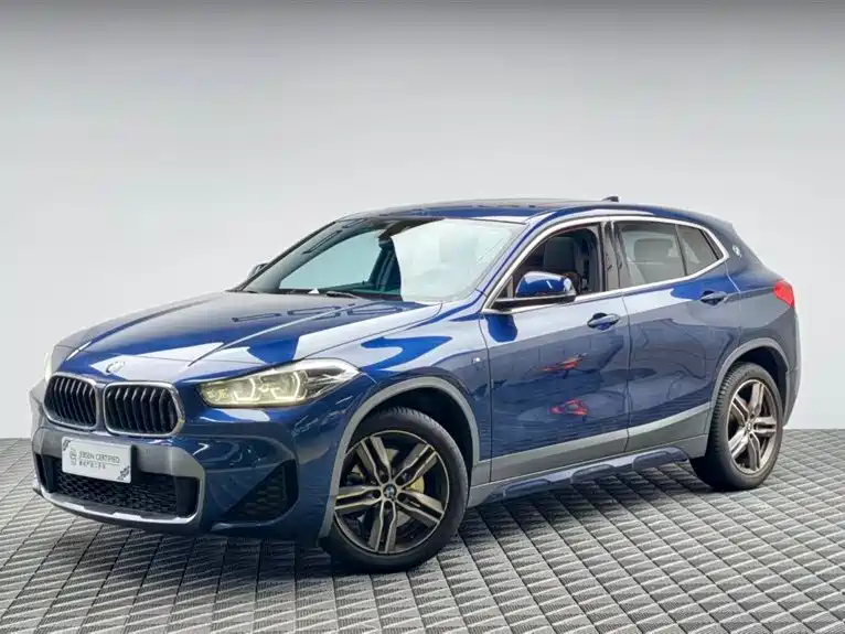 Фото 1 - BMW X2