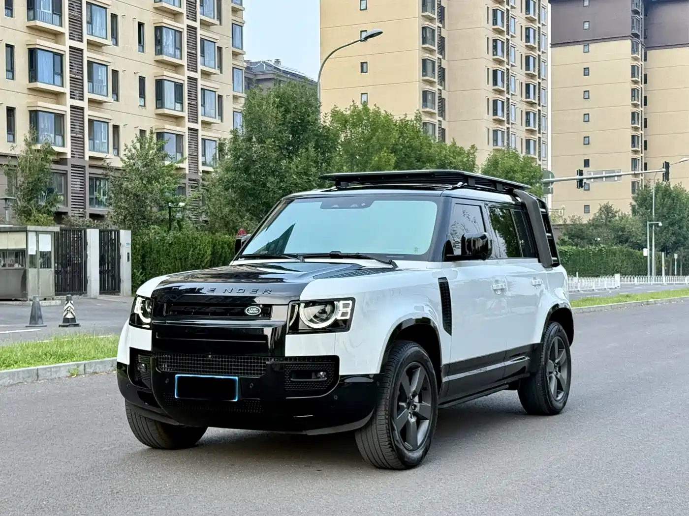 Land Rover Defender 2025 2025 110 3.0T P400 -Dynamic HSE