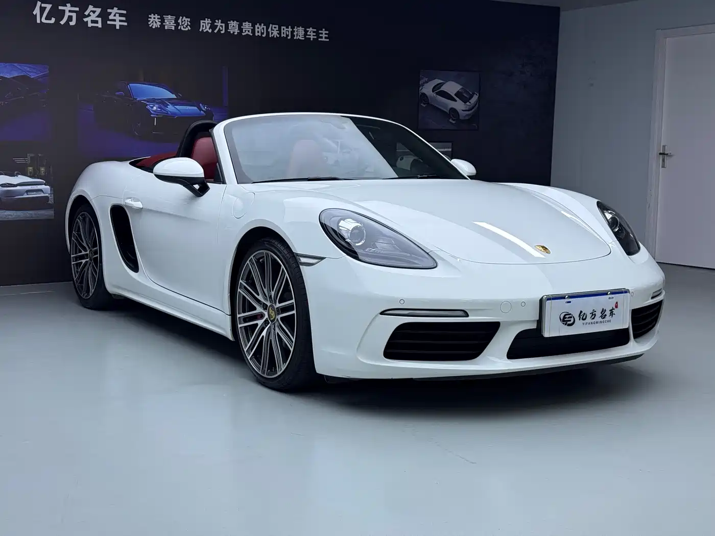 Porsche 718 2018 Boxster 2.0T фото 3