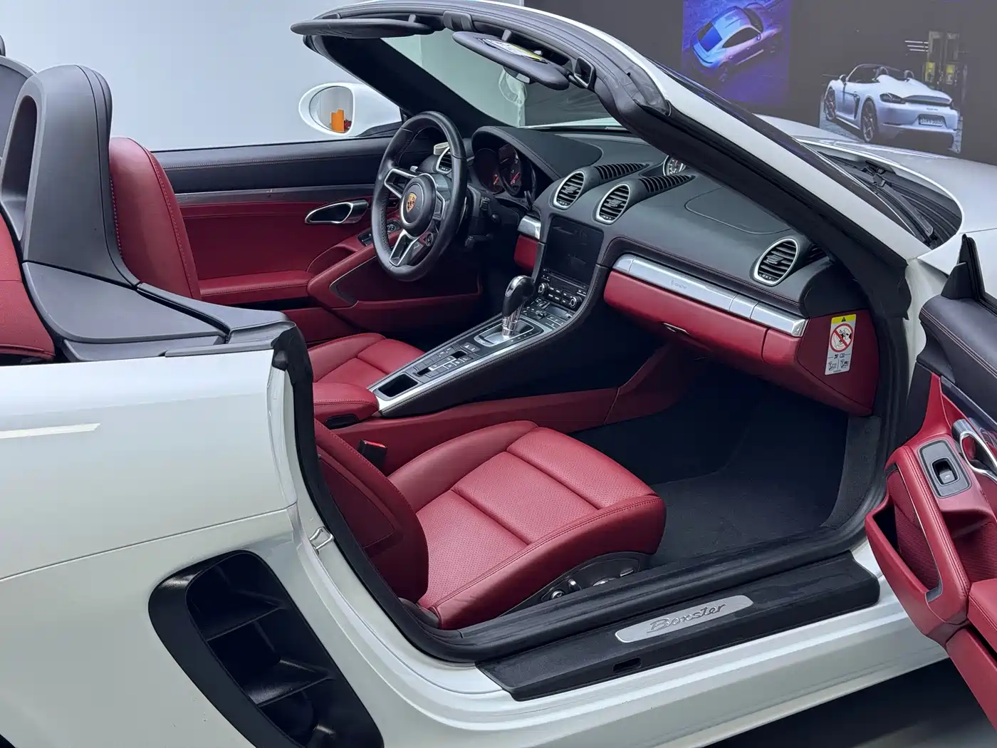 Porsche 718 2018 Boxster 2.0T фото 8