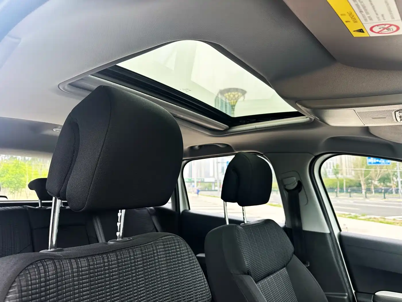Peugeot 3008 2016 1.6THP Automatic Standard Edition фото 13