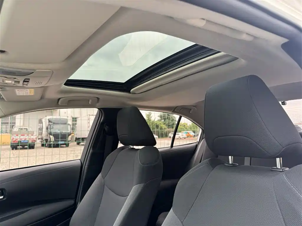 Toyota Corolla 2019 1.2T S-CVT GL-i Elite Edition фото 4