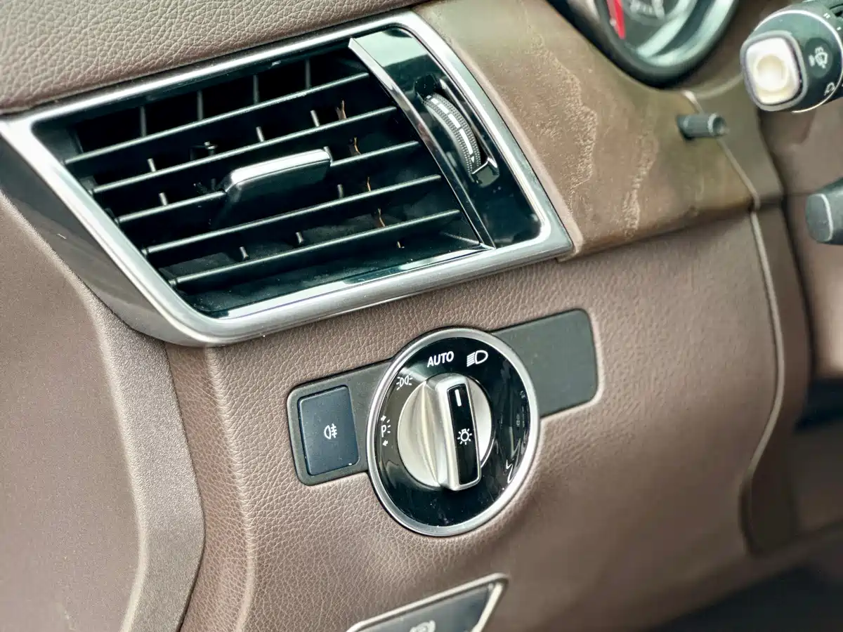 Mercedes-Benz GLS 2016 GLS 400 4MATIC Dynamic фото 24