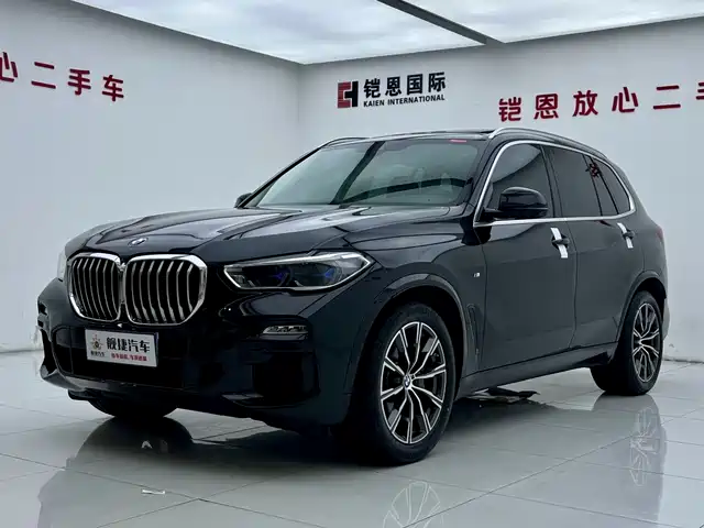 BMW X5 xDrive40i, M Спорт-пакет