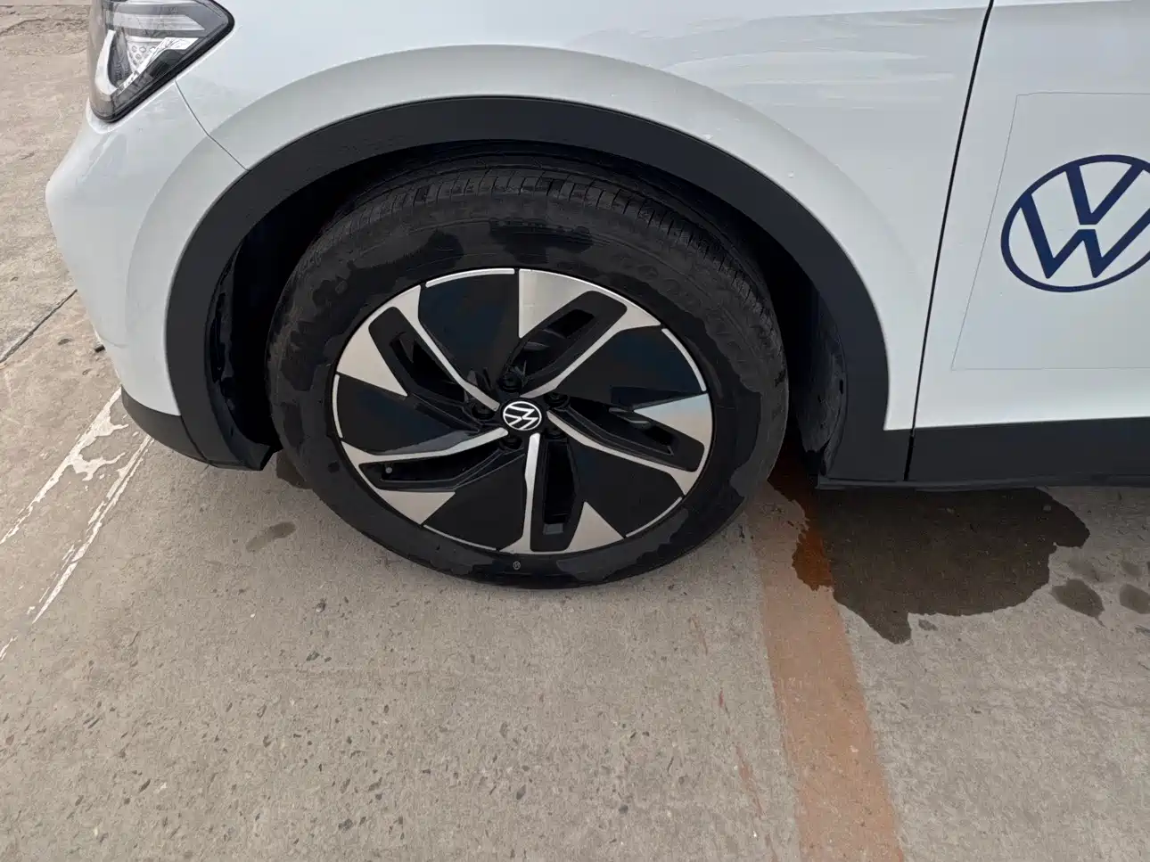 VOLKSWAGEN ID.4 CROZZ