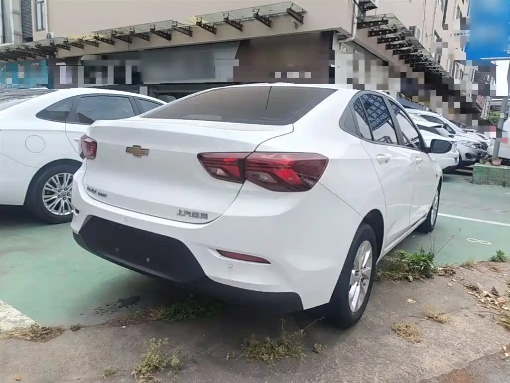 Chevrolet Cavalier 2022 325T Auto Delight Edition фото 7