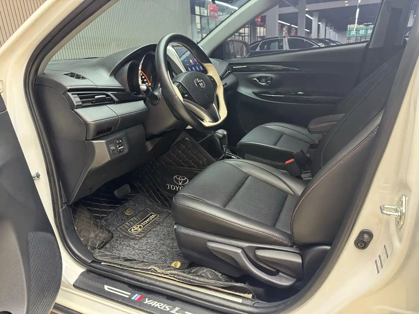 TOYOTA YARIS L ZHIXUAN