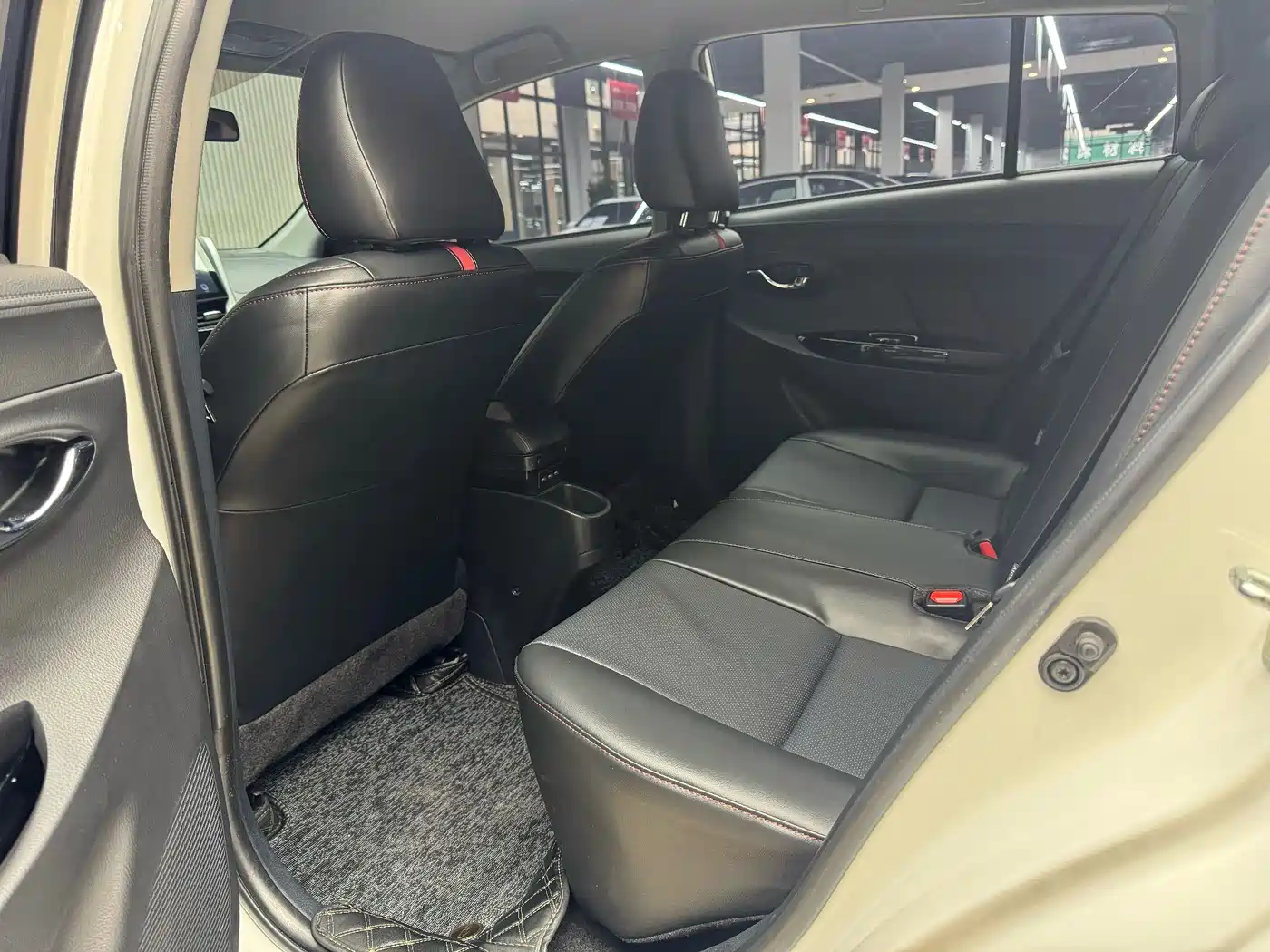 TOYOTA YARIS L ZHIXUAN