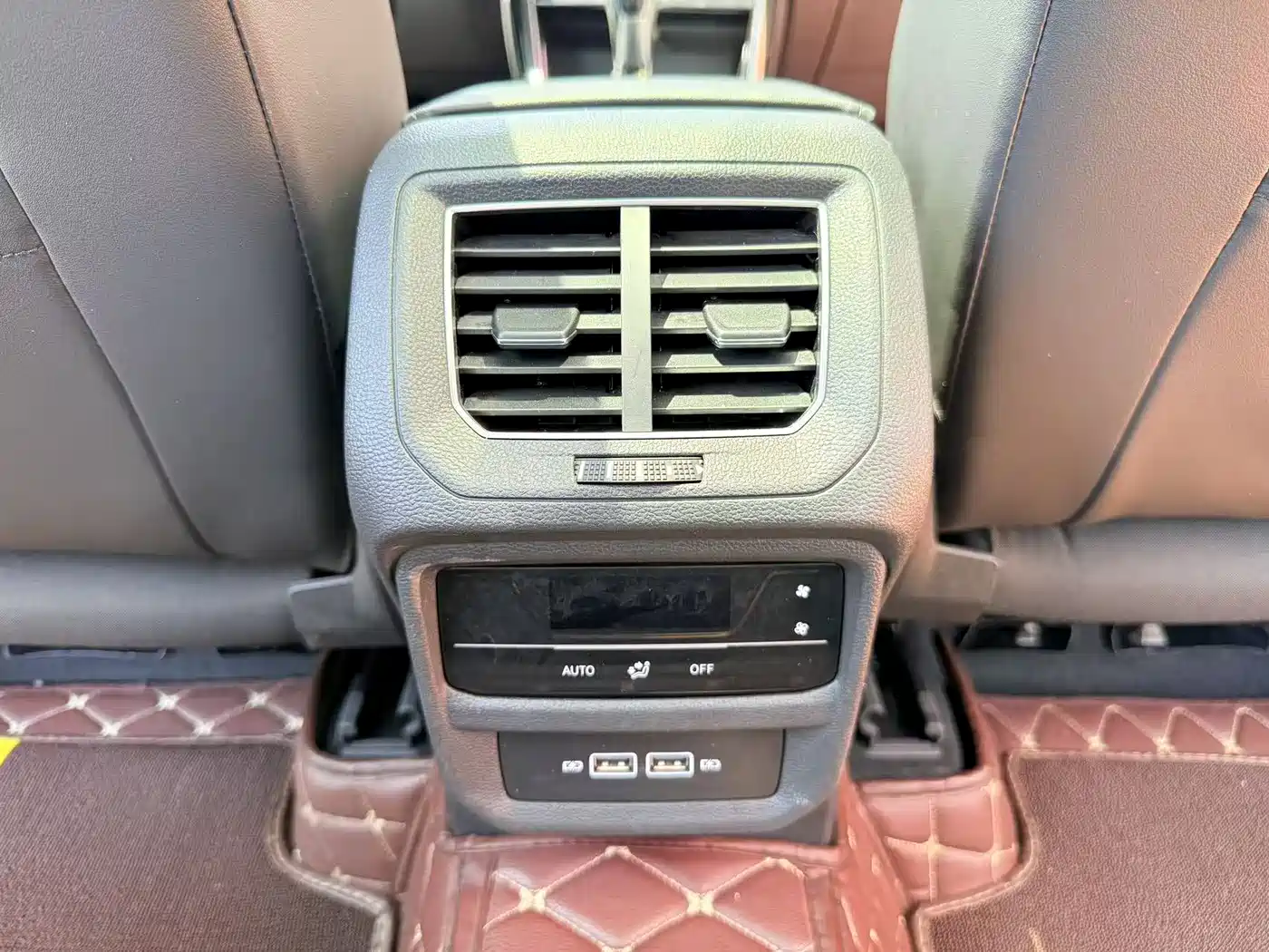Volkswagen Tayron GTE Plug-in Hybrid 2023 280TSI Luxury Plus Advanced Edition фото 5