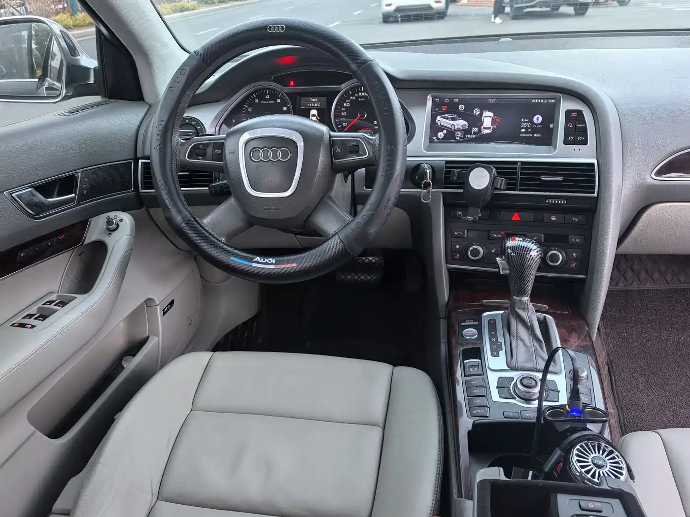 Audi A6L 2011 3.0 TFSI quattro Luxury фото 14