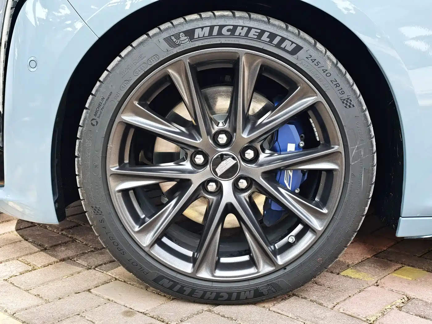 Cadillac CT5 2025 Model 28T Track Performance Edition + Peak Track Package фото 10