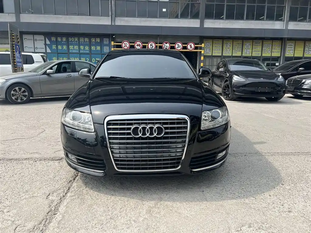 Audi A6L 2011 2.7 TDI Comfort фото 2