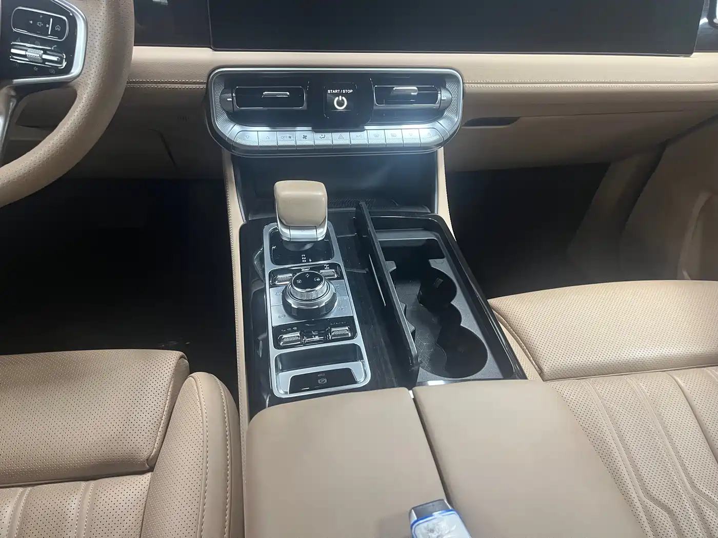BAIC ORV Beijing Off-Road BJ60 Leiting 2024 Model Magic Core E-Drive Advanced 7-Seater фото 19