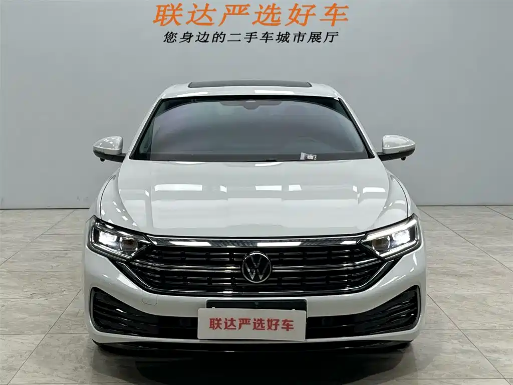 Volkswagen Sagitar 2023 Model Year 200TSI DSG Surpass Edition фото 21