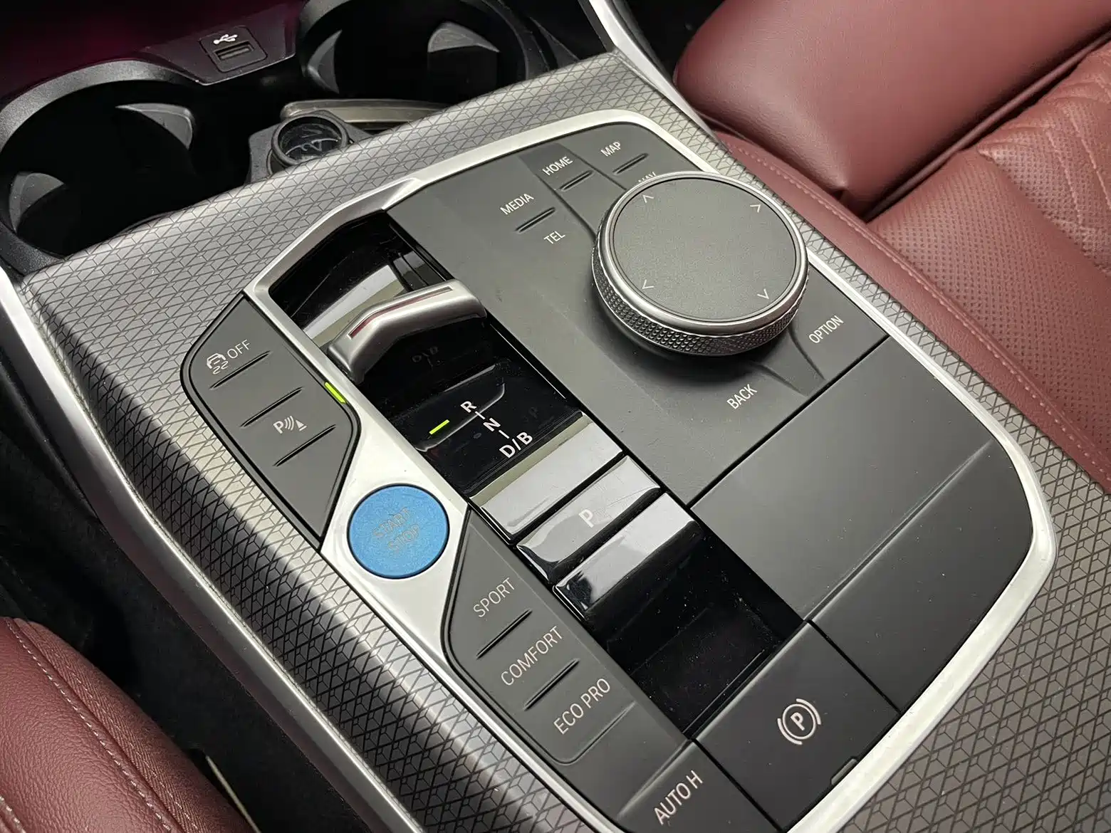Фото 10 - BMW i3