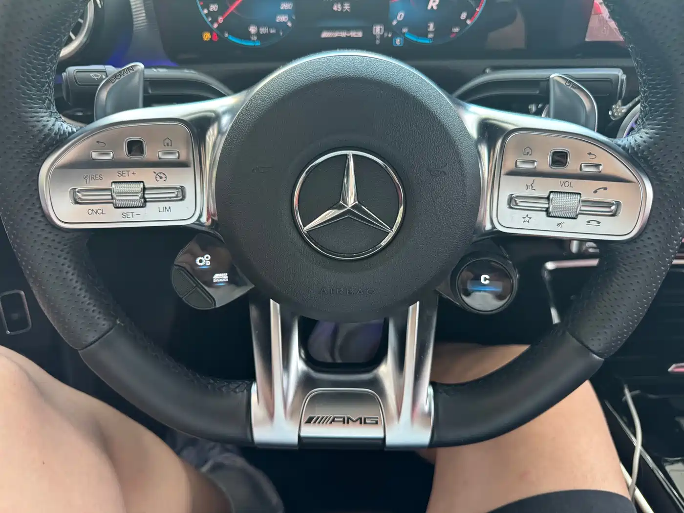 Mercedes-Benz A-Class AMG 2022 AMG A 35 L 4MATIC фото 11