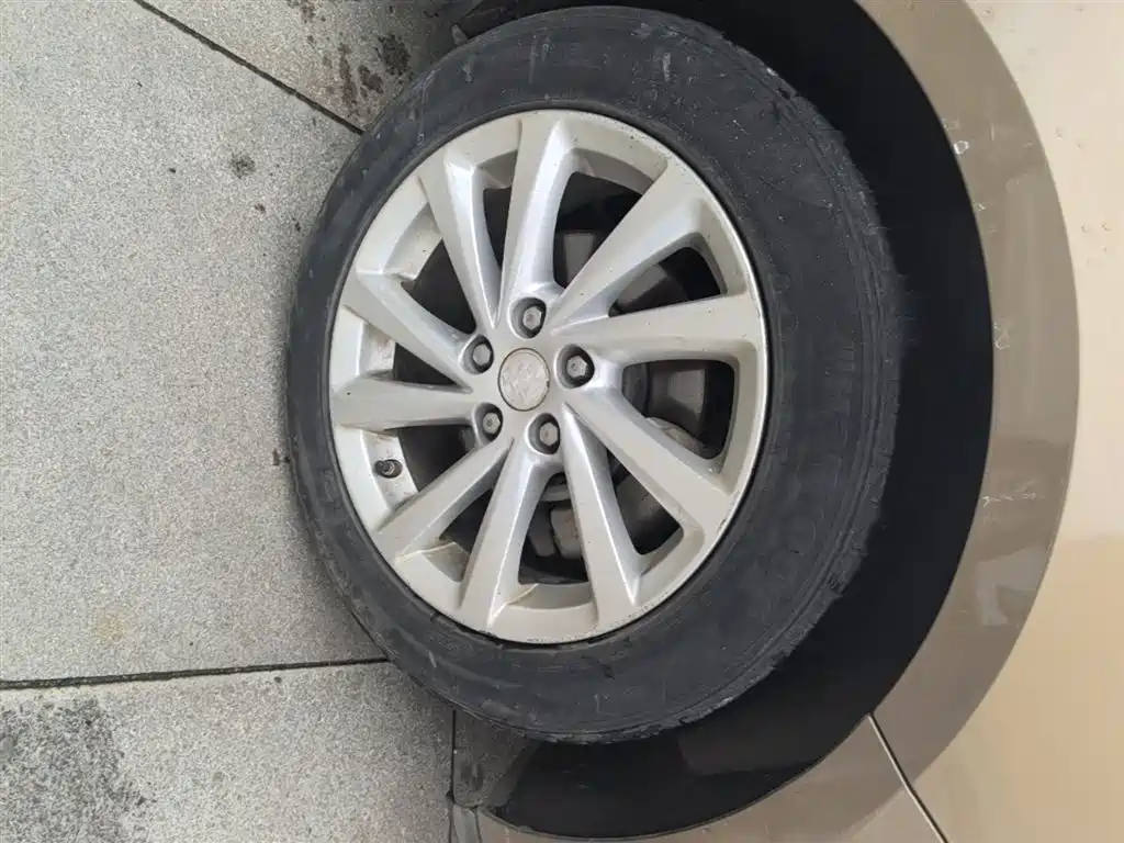 Buick Verano 2015 Sedan 15S Automatic Leading фото 23