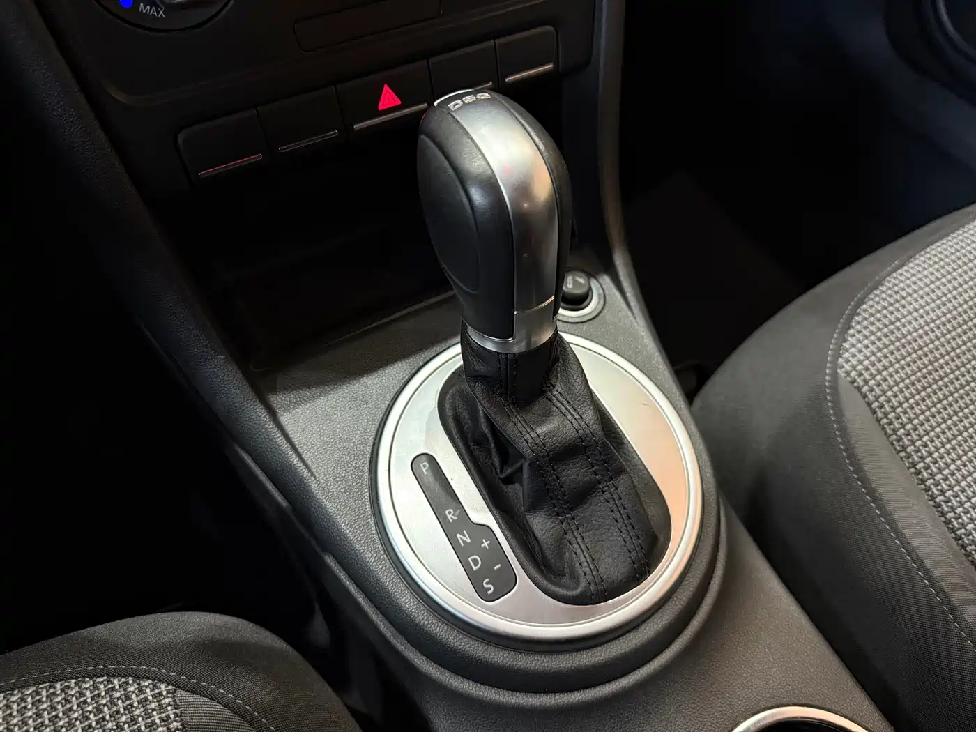 Volkswagen Beetle 2015 180TSI фото 7