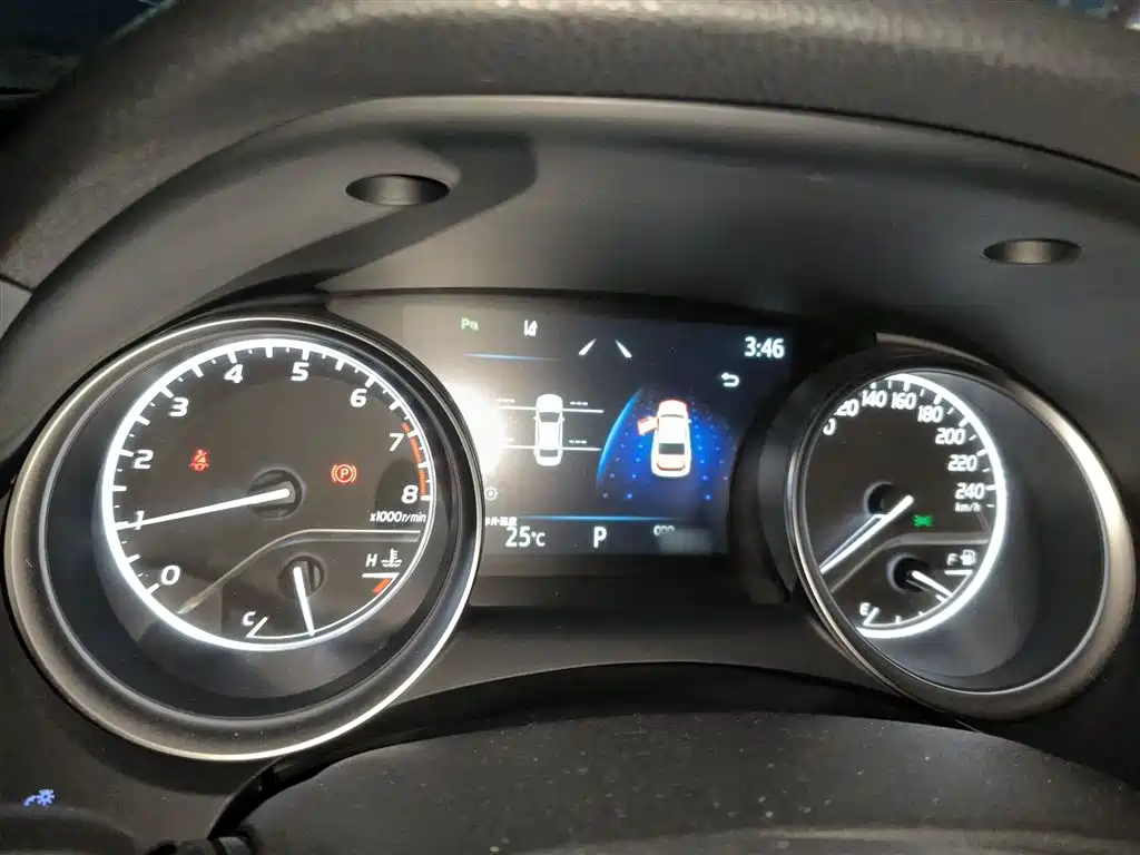 Toyota Camry 2021 2.0G Luxury Edition фото 4