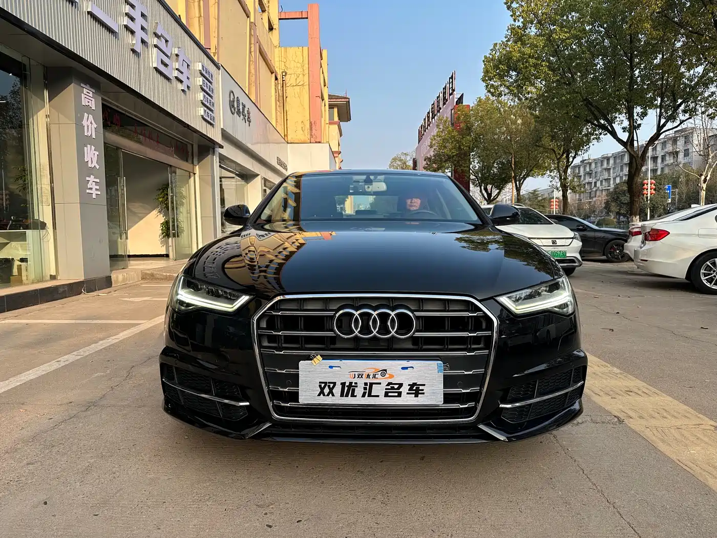 Audi A6L 2018 30th Anniversary 35 TFSI Fashion фото 2