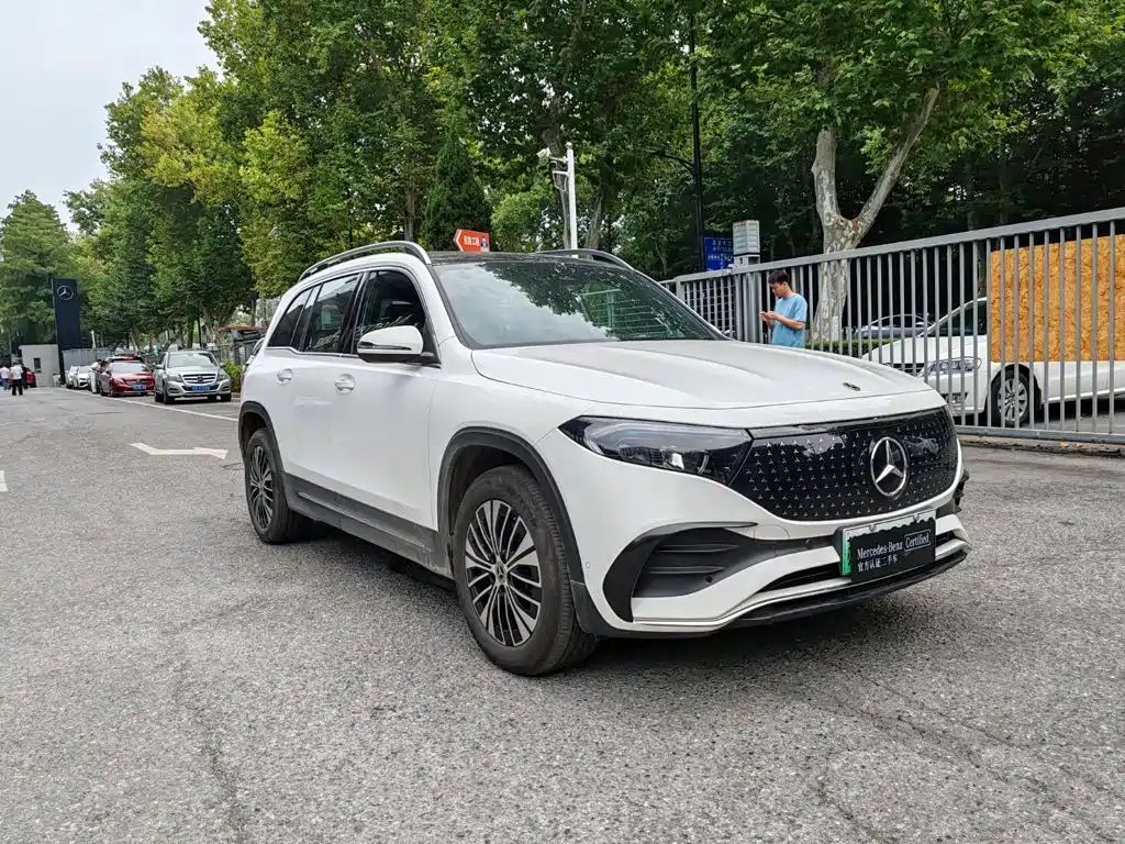 2025 Mercedes-Benz EQB