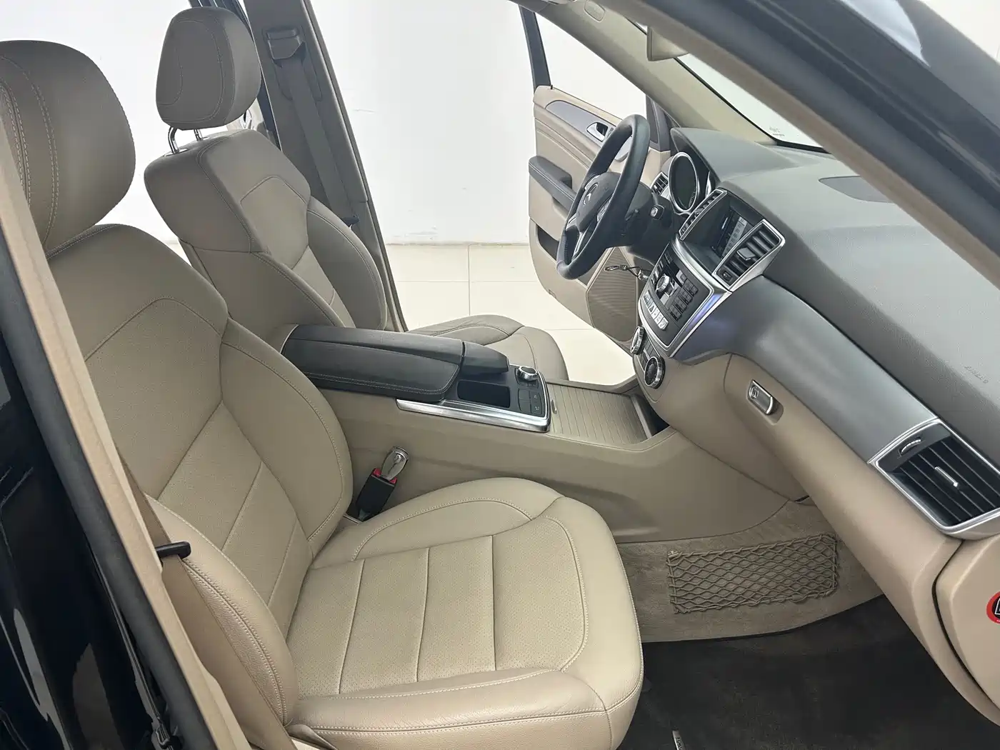 Mercedes-Benz M-Class 2014 ML 320 4MATIC фото 13