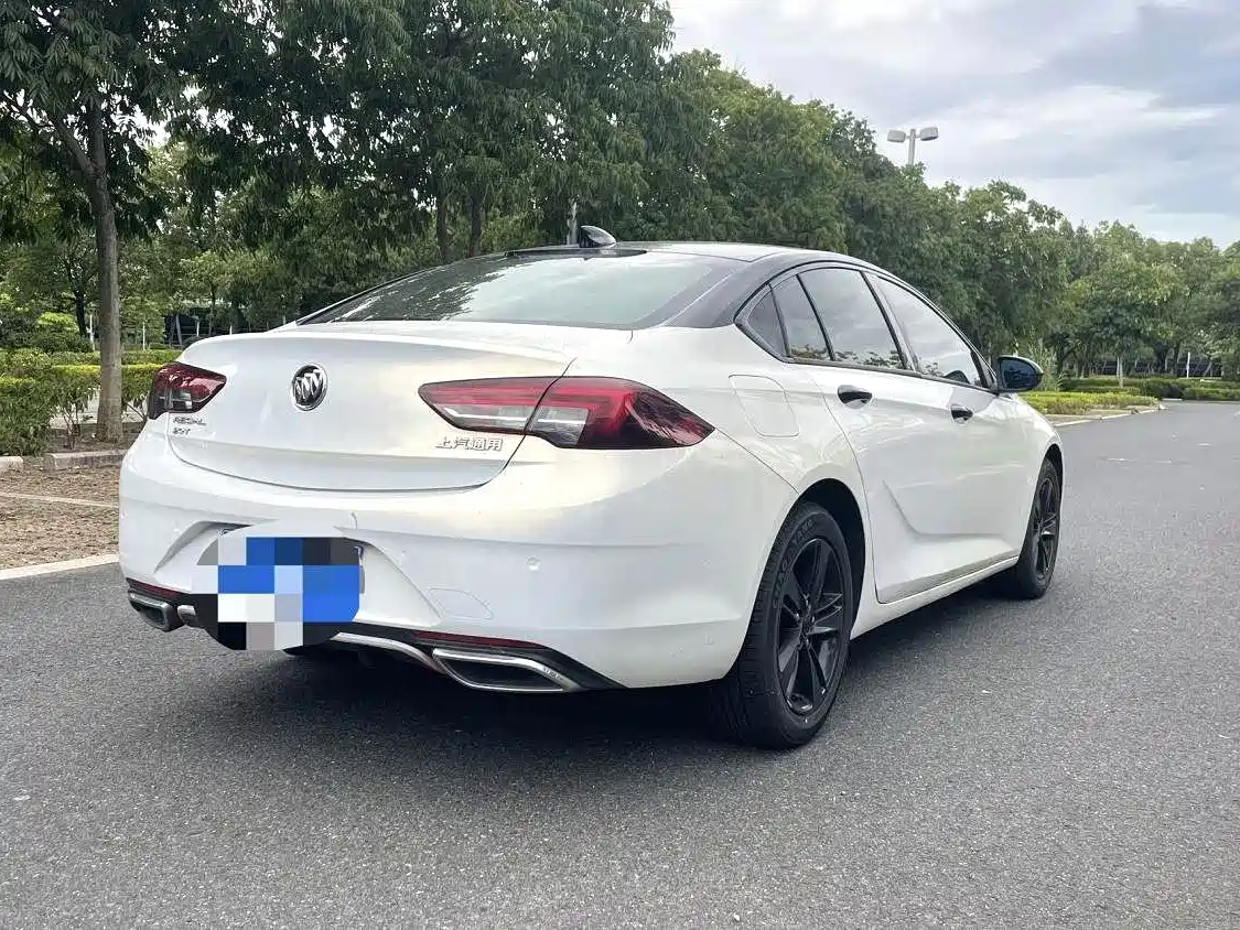 Фото 4 - Buick Regal