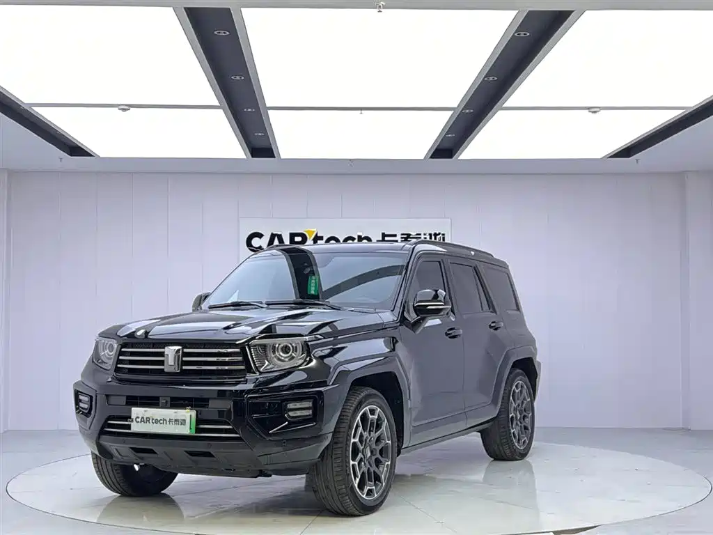 TANK TANK 700 NEW ENERGY