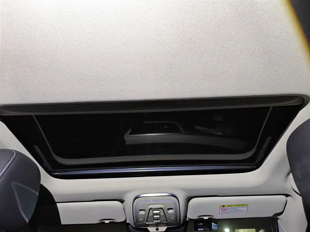 BYD Tang 2018 2.0T Automatic Smart Connection Delight Edition 7-Seater China V фото 14