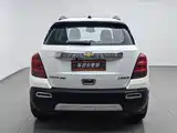 Фото 4 - Chevrolet Trax